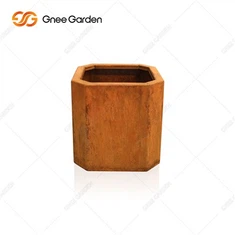 مزارعات وأواني زهور معدنية كبيرة من الفولاذ كورتين من موردن