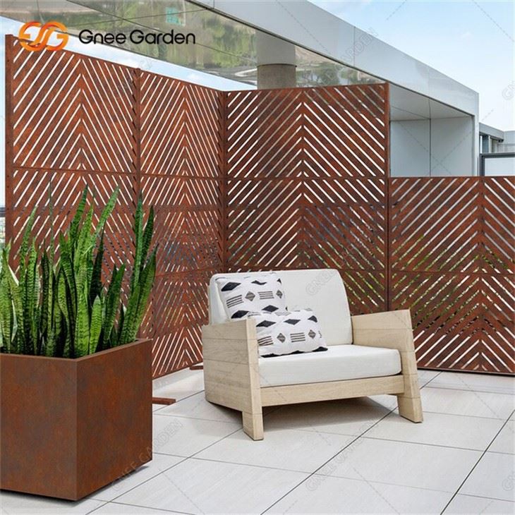 Laser Cut Modern Screen Home